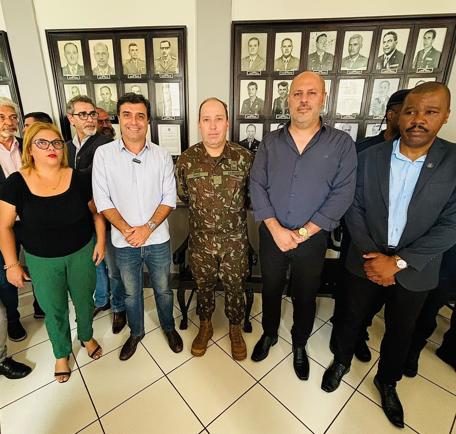 Sérgio Teixeira representa a Câmara no aniversário do Regimento Deodoro, em Itu