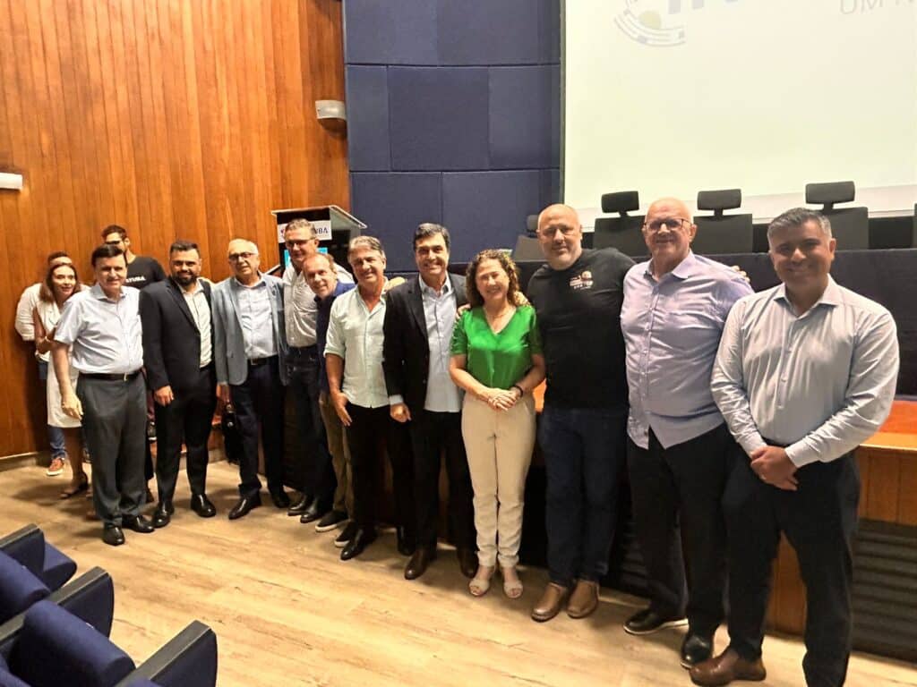 Câmara acompanha anúncio de reestruturação administrativa e novo Plano de Mobilidade Urbana