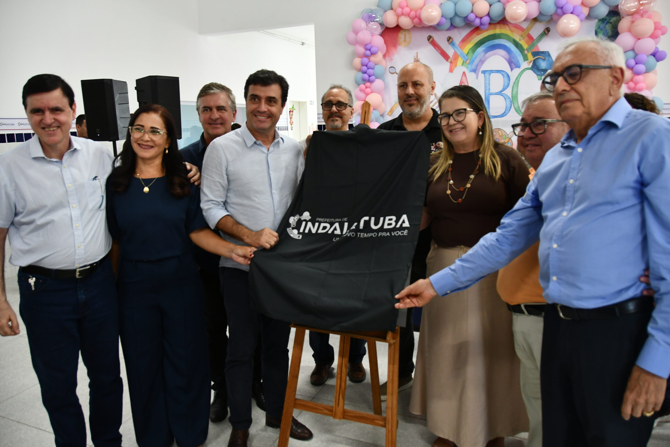 Câmara acompanha entrega de creche no Jd. Laguna