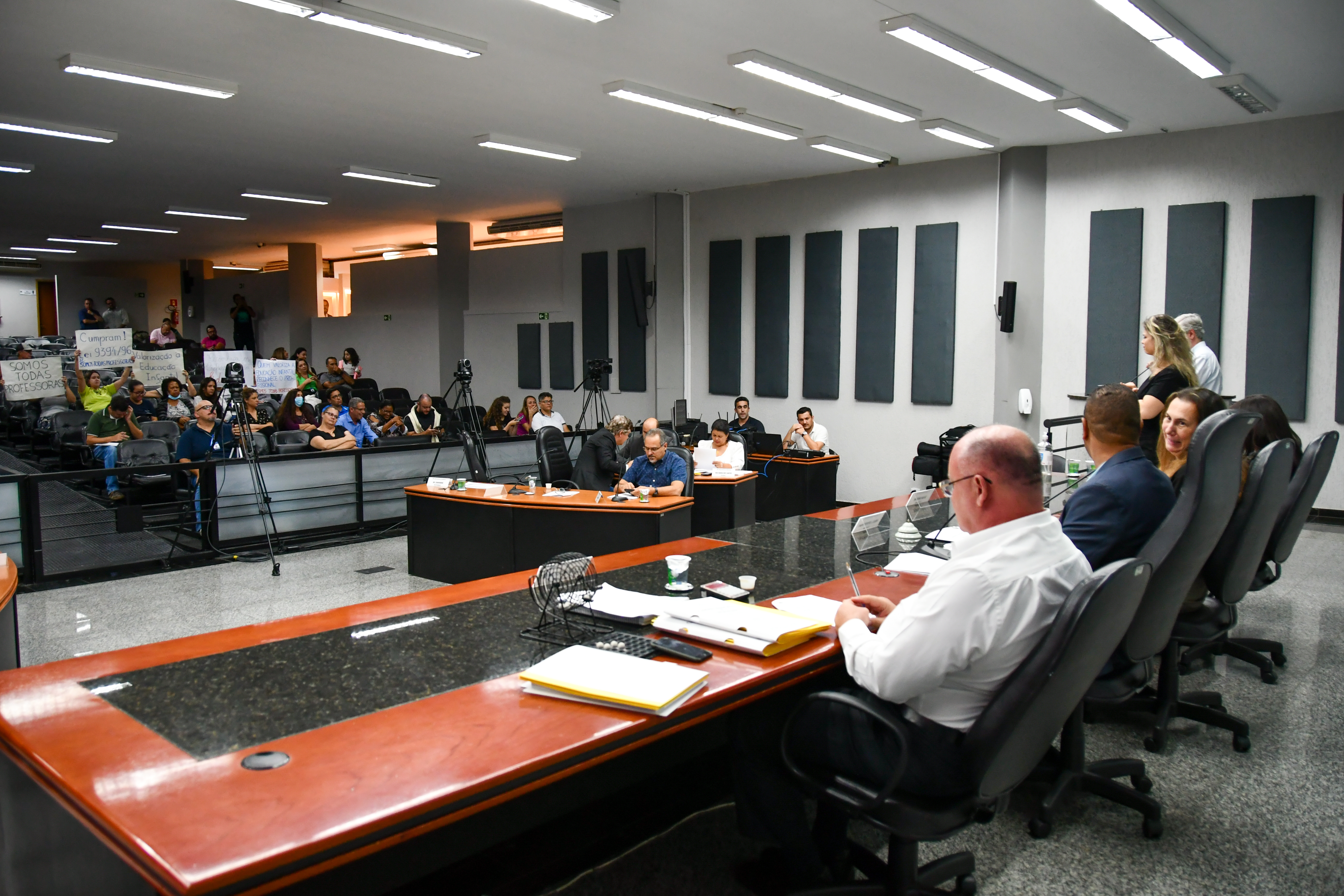 Câmara começa a discutir a política de atenção à saúde mental