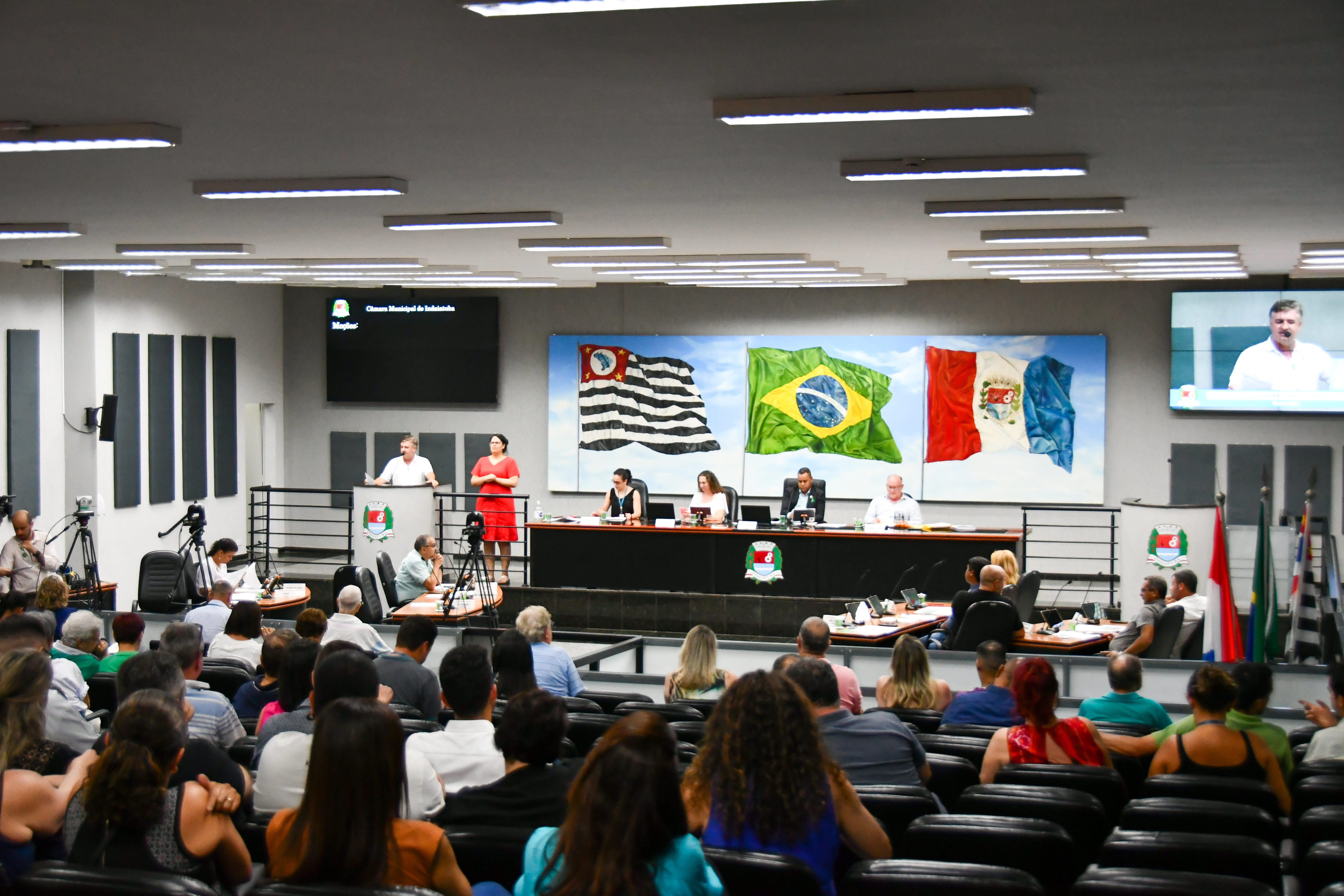 Projeto determina que site da Prefeitura inclua informações sobre serviços de proteção à mulher